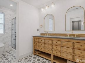 19631 38th Drive SE, Bothell WA 98012