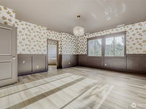 19631 38th Drive SE, Bothell WA 98012