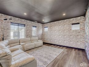 19631 38th Drive SE, Bothell WA 98012