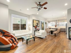 3516 NE 6th Court, Renton WA 98056