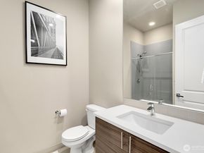 3516 NE 6th Court, Renton WA 98056