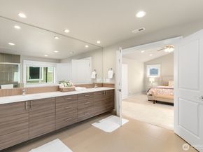 3516 NE 6th Court, Renton WA 98056