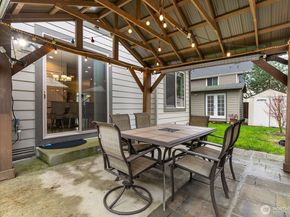 3516 NE 6th Court, Renton WA 98056