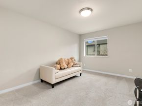 3516 NE 6th Court, Renton WA 98056