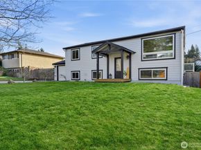 7475 NE 146th St, Kenmore WA 98028