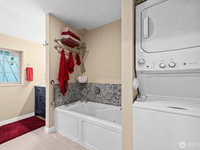 517 NW Old Orchard Way, Poulsbo WA 98370