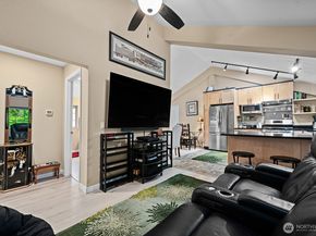 517 NW Old Orchard Way, Poulsbo WA 98370