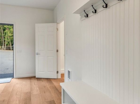 12432 27th Place W 2, Everett WA 98204