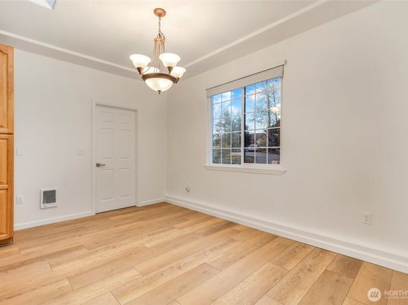 12432 27th Place W 2, Everett WA 98204