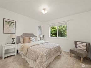 15434 SE 67th Place, Bellevue WA 98006
