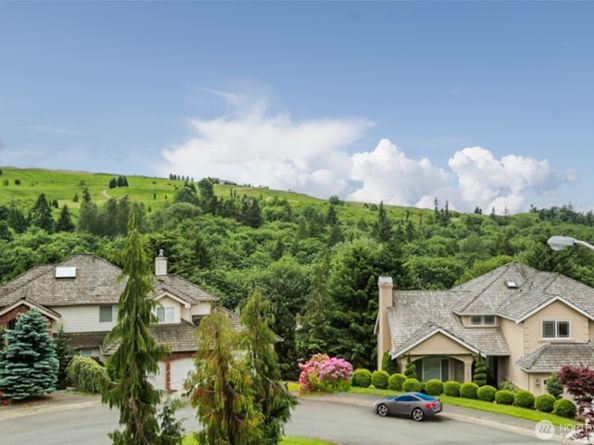 15434 SE 67th Place, Bellevue WA 98006