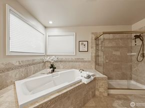 15434 SE 67th Place, Bellevue WA 98006