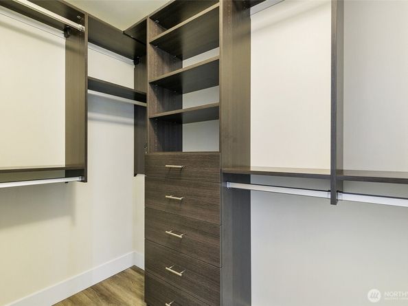 2911 2nd Avenue 1003, Seattle WA 98121