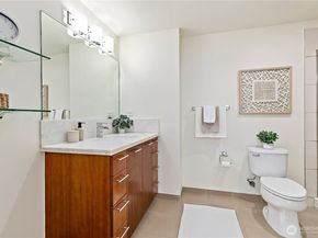 2911 2nd Avenue 1003, Seattle WA 98121