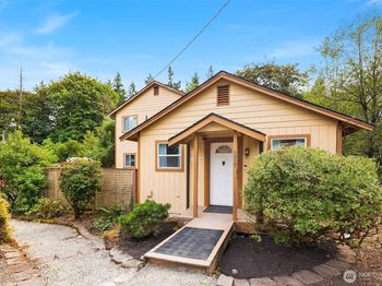 4027 S 275th Place