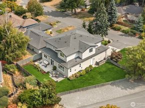 9702 SE 41st Street, Mercer Island WA 98040