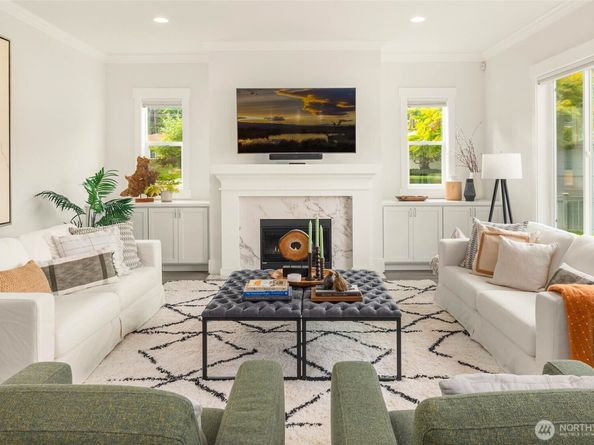 9702 SE 41st Street, Mercer Island WA 98040