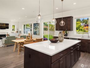 9702 SE 41st Street, Mercer Island WA 98040