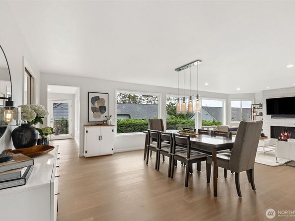 6214 52nd Avenue NE, Seattle WA 98115