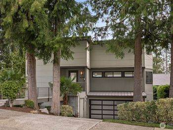 6214 52nd Avenue NE