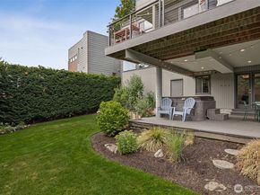 6214 52nd Avenue NE, Seattle WA 98115