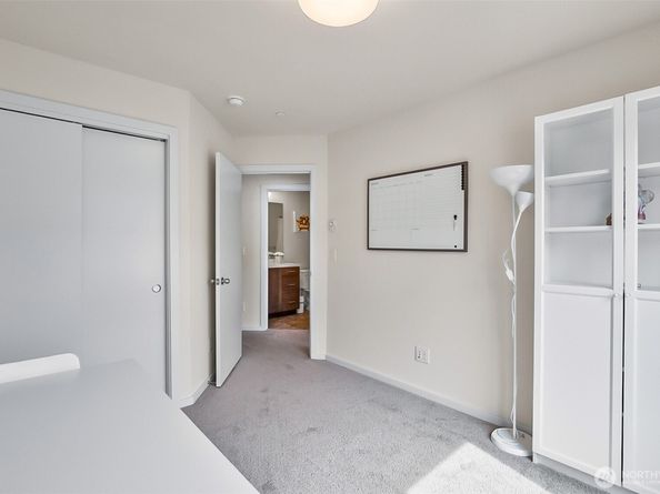 13706 Manor Way C3, Lynnwood WA 98087