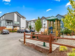 13706 Manor Way C3, Lynnwood WA 98087