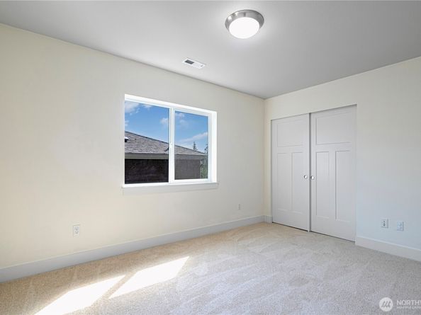 1130 199th Street SE, Bothell WA 98012
