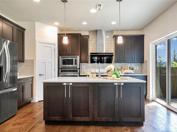 1130 199th Street SE, Bothell WA 98012