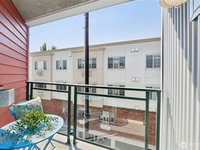 2331 42nd Avenue SW 414, Seattle WA 98116