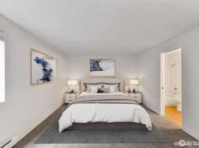 15749 NE 18th Street B8, Bellevue WA 98008