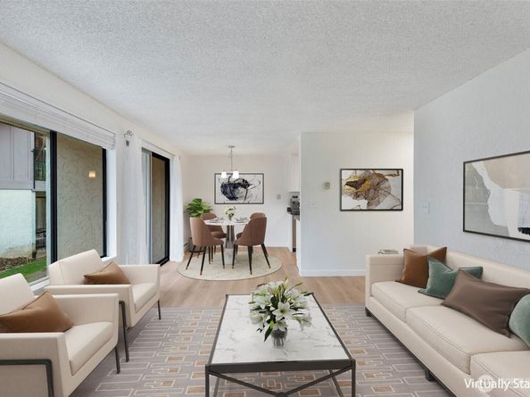 15749 NE 18th Street B8, Bellevue WA 98008