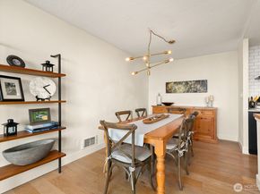 521 5th Avenue W 1003, Seattle WA 98119