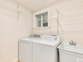 1316 N 77th Street, Seattle WA 98103