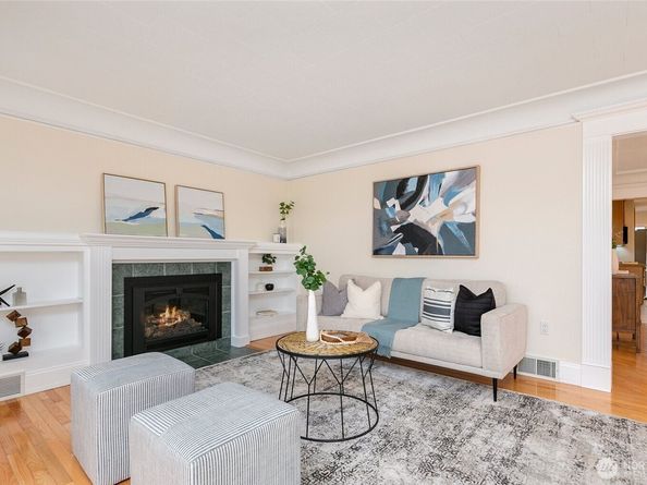 1316 N 77th Street, Seattle WA 98103