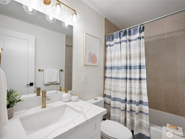 1415 154th Avenue NE 4101, Bellevue WA 98007