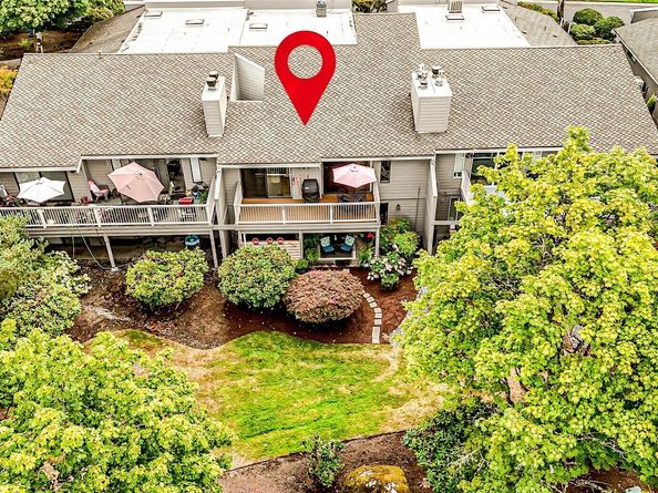 15000 Village Green Drive 4, Mill Creek WA 98012