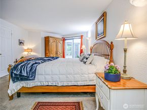 15000 Village Green Drive 4, Mill Creek WA 98012
