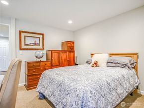 15000 Village Green Drive 4, Mill Creek WA 98012