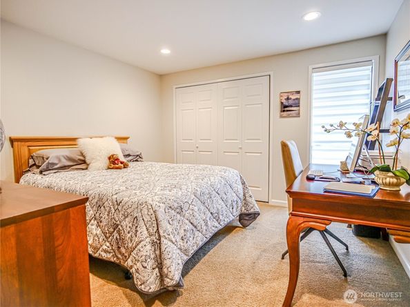 15000 Village Green Drive 4, Mill Creek WA 98012