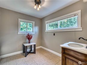 1355 Ahlstrom Road E, Port Orchard WA 98366