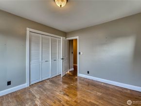 1355 Ahlstrom Road E, Port Orchard WA 98366