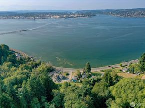 1355 Ahlstrom Road E, Port Orchard WA 98366