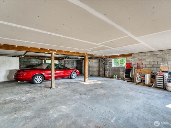 1355 Ahlstrom Road E, Port Orchard WA 98366