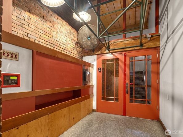 1507 Western Avenue R501, Seattle WA 98121