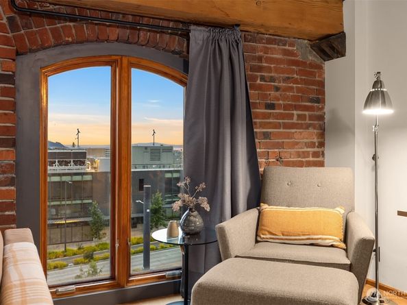 1507 Western Avenue R501, Seattle WA 98121
