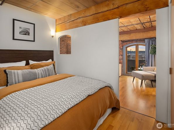 1507 Western Avenue R501, Seattle WA 98121
