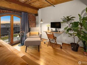 1507 Western Avenue R501, Seattle WA 98121