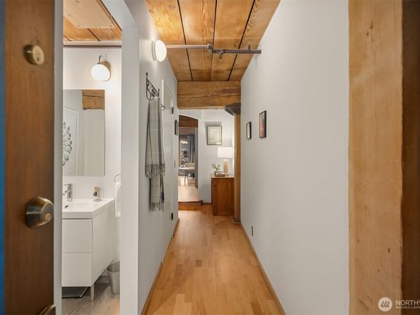 1507 Western Avenue R501, Seattle WA 98121