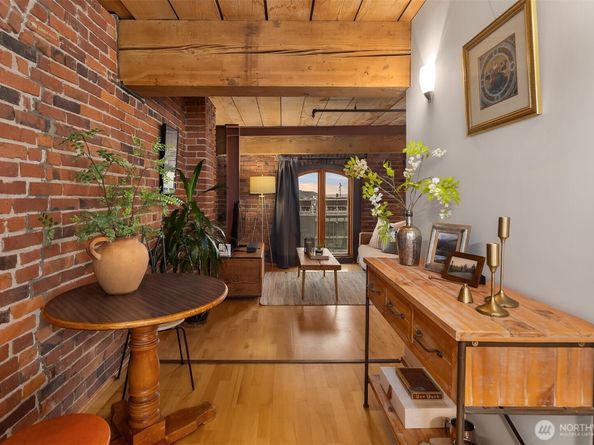 1507 Western Avenue R501, Seattle WA 98121